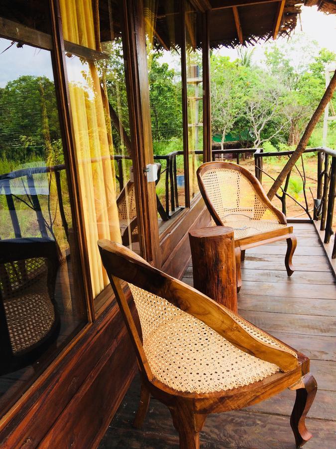 Chena Huts Eco Resort Сигирия Екстериор снимка